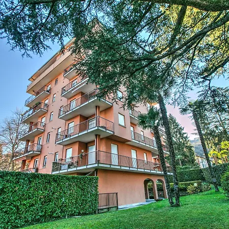 Alelu Classy And Chic * Stresa